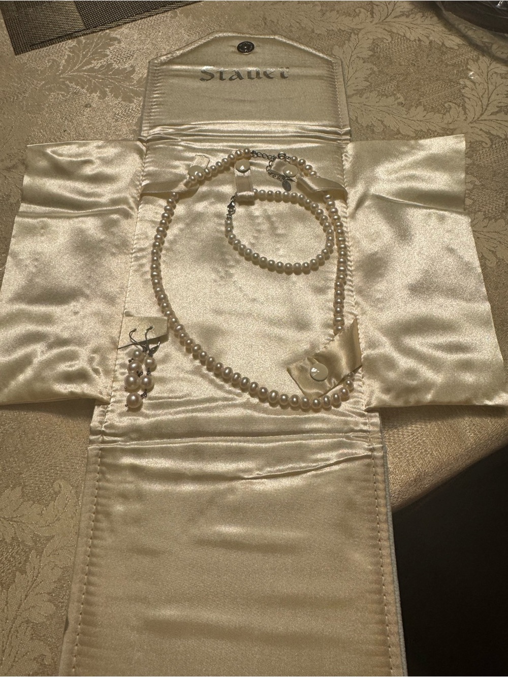 Stauer Sterling Silver Cultured Pearl Necklace Bracelet Earrings Boxed Set
